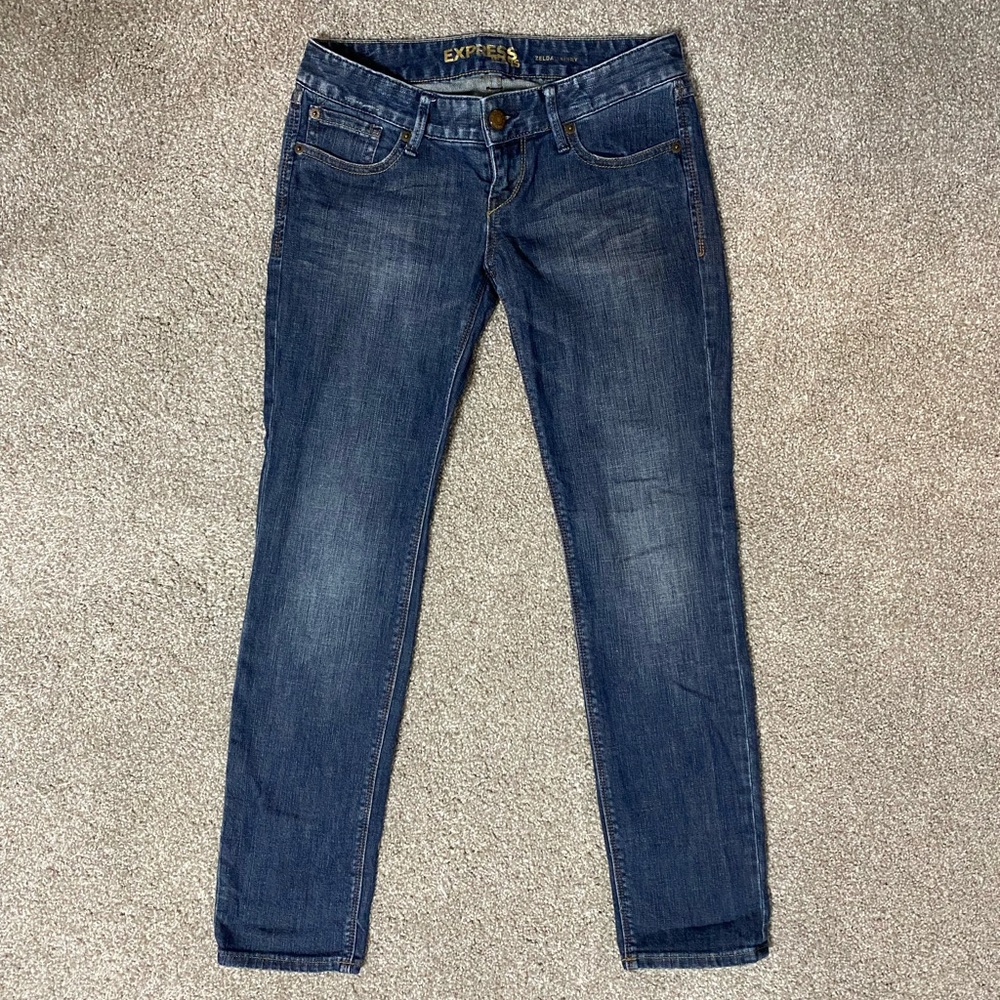 Express Zelda Skinny Crop Jeans ⭐️